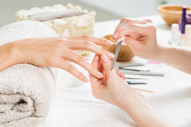 Manucure et soins des ongles